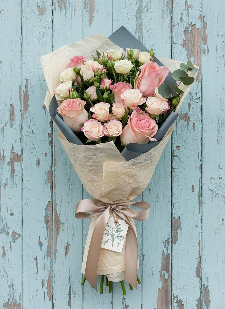 Букет цветов из: Розы в Малиновский