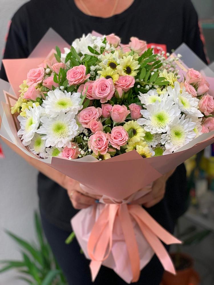 Букет цветов из: Розы и Хризантемы в Малиновский