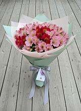 Букет цветов из:  Альстромерии в Малиновский