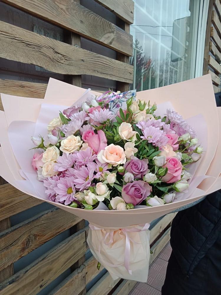 Букет цветов из: Розы и Хризантемы в Малиновский