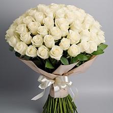 Букет 101 беля роза Белоснежка в Малиновский