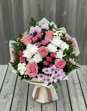 Букет цветов из:  Альстромерии, Гвоздики, Розы и Хризантемы в Малиновский
