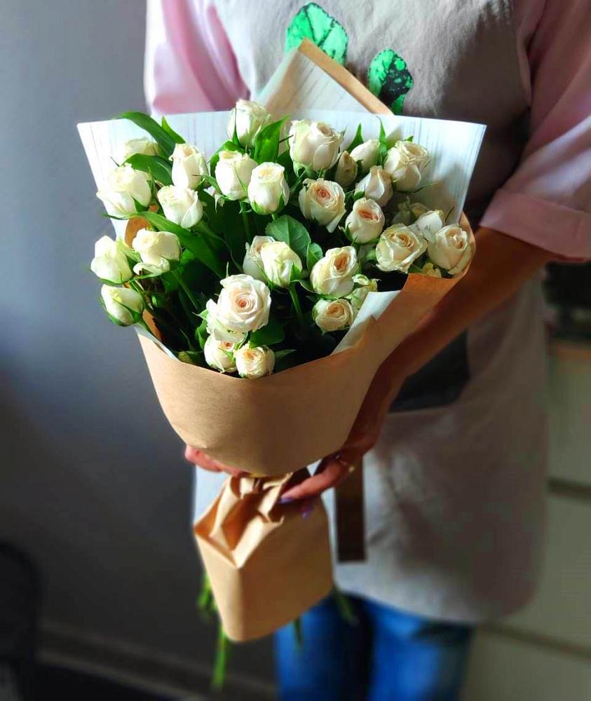 Букет цветов из: Розы в Малиновский