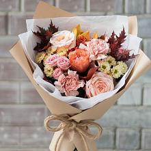 Букет цветов из:  Гвоздики, Хризантемы и Розы в Малиновский