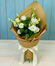 Букет цветов из:  Хризантемы и Лизиантусы в Малиновский