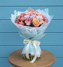 Букет цветов из:  Хризантемы и Розы в Малиновский