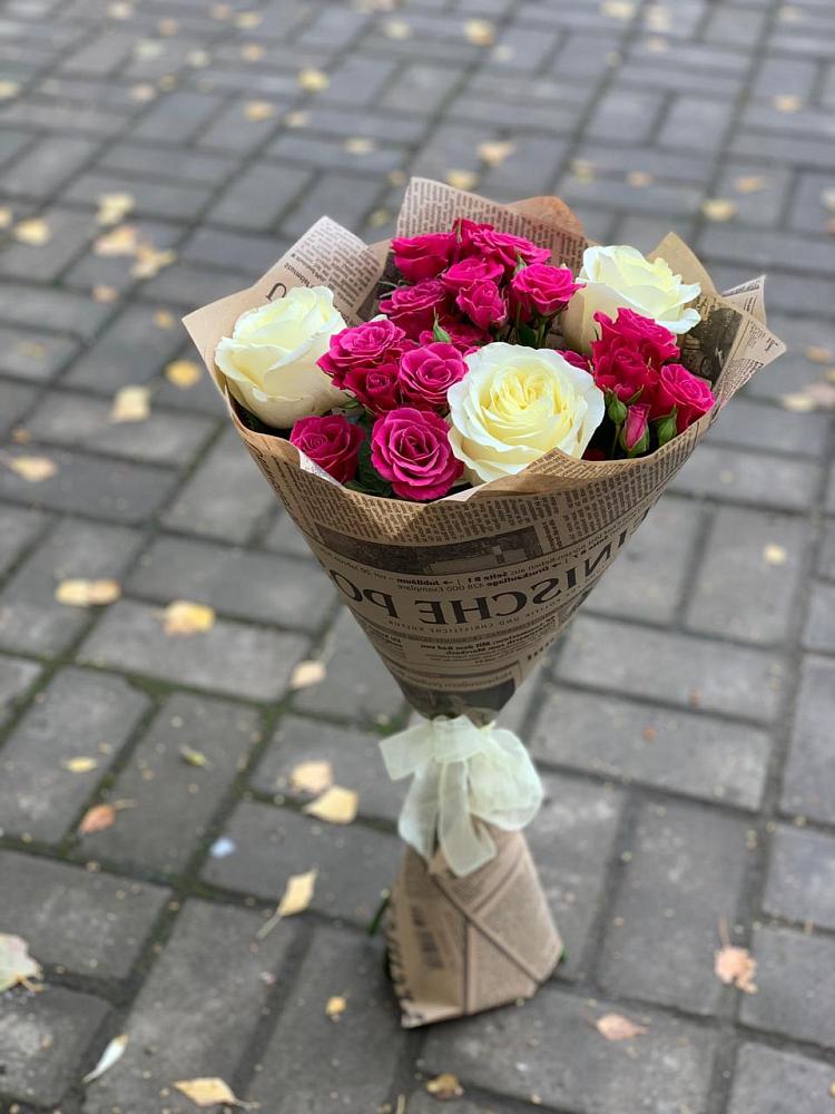 Букет цветов из: Розы в Малиновский