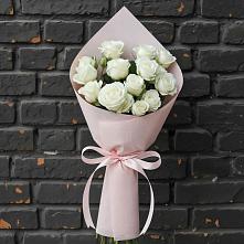 Букет цветов из:  Розы #REPLACE_PRED# Малиновский